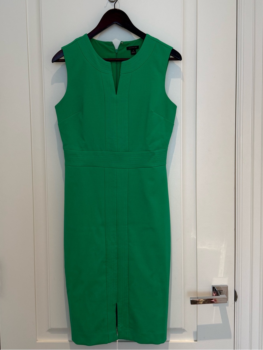 Ann Taylor Emerald Green Sleeveless Sheath Dress